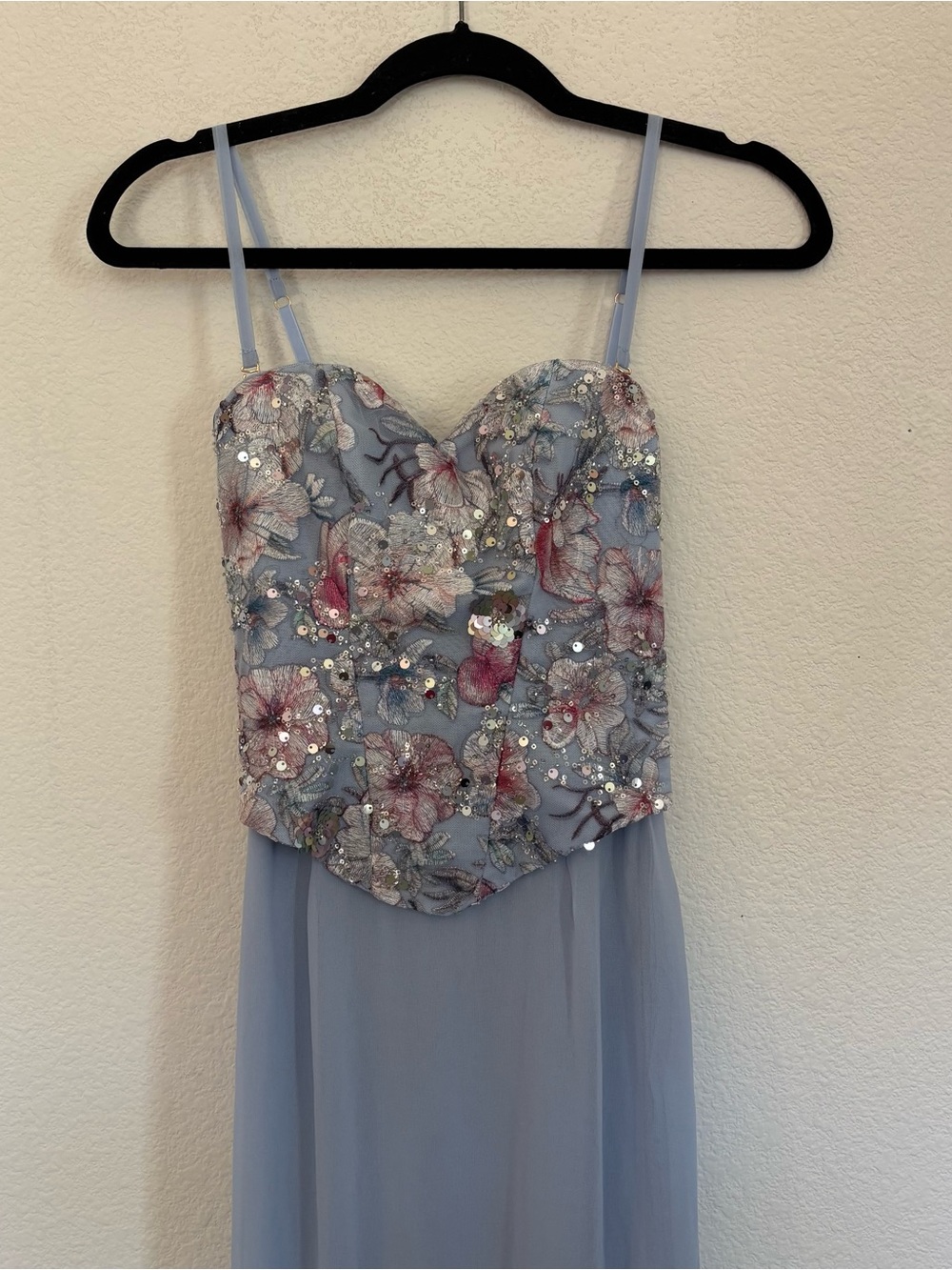 Oh Polly Lysana Embellished Corset Fishtail Gown Floral Blue NWT - Picture 4 of 12